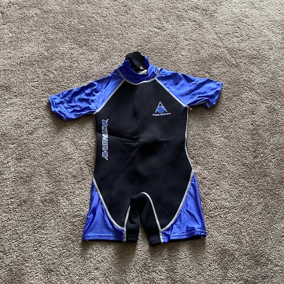 Aqua Sphere Wetsuit SIZE XL - Picture 1 of 4
